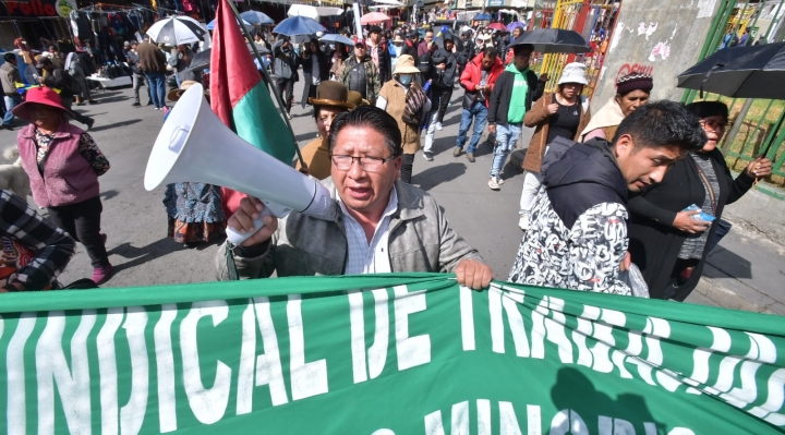 b_33347_el-gobierno-rechaza-las-marchas-de-protesta-de-gremialistas-en-el-pais-1